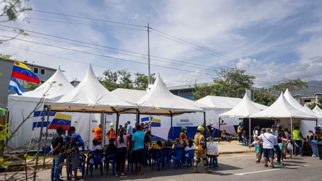 Labores entre los escombros dejan rescatistas lesionados tras los terremotos en Venezuela