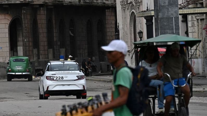 Maniobras del totalitarismo castrista