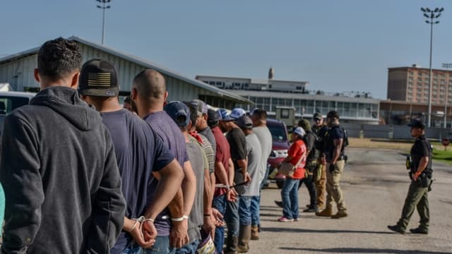 El ICE bate el récord diario de detenciones en el sur de Texas