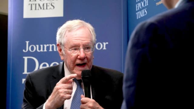 Precedentes históricos como modelo para resolver los desafíos actuales: Steve Forbes