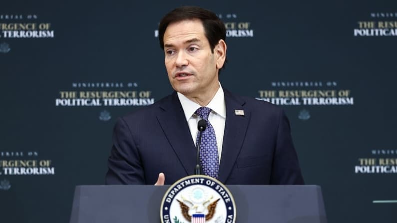 Rubio anuncia restricciones a las visas dirigidas contra grupos "terroristas de extrema izquierda"
