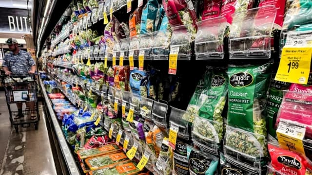 Empresa de California retira del mercado lechuga relacionada con un brote de parásitos