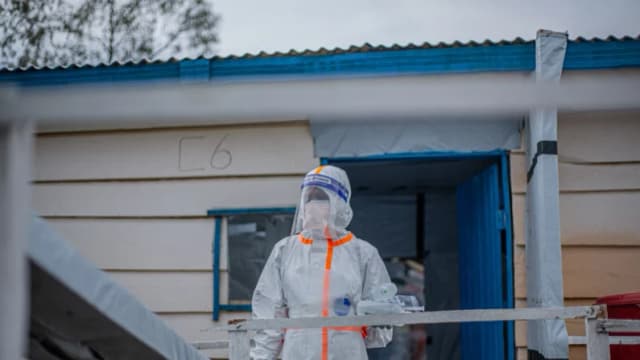 Más de 930 personas han muerto por el brote de ébola