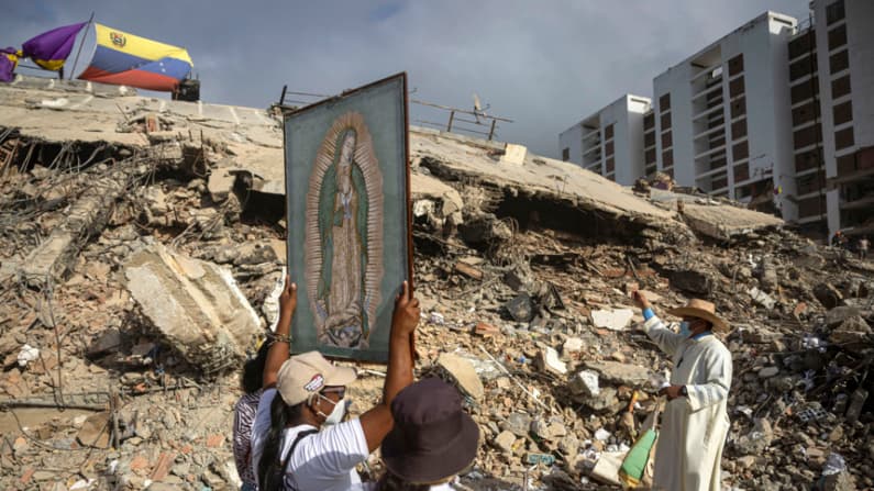 Sube a 5208 la cifra de muertos por el doble terremoto en Venezuela