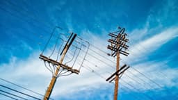 Operador de red eléctrica de EE. UU. advierte que ola de calor pondría a prueba el suministro eléctrico
