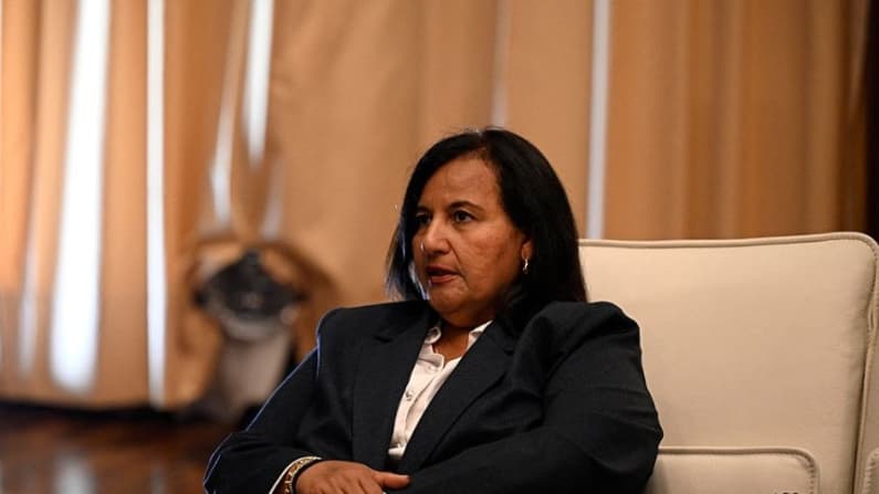 Opositora venezolana dice que se convocará a todos los sectores al diálogo con el chavismo