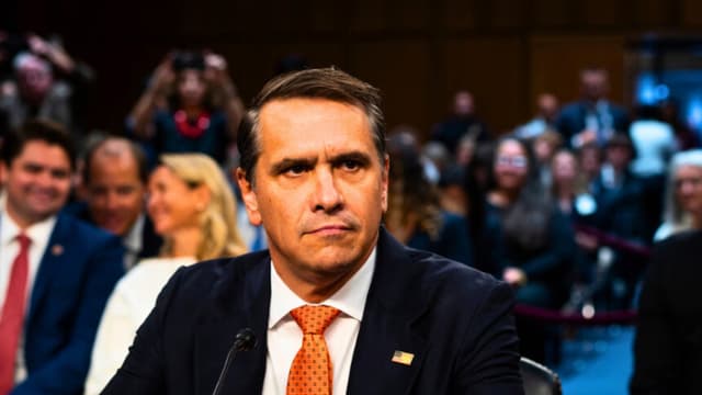 Fiscal federal demanda a la administración Trump por despido