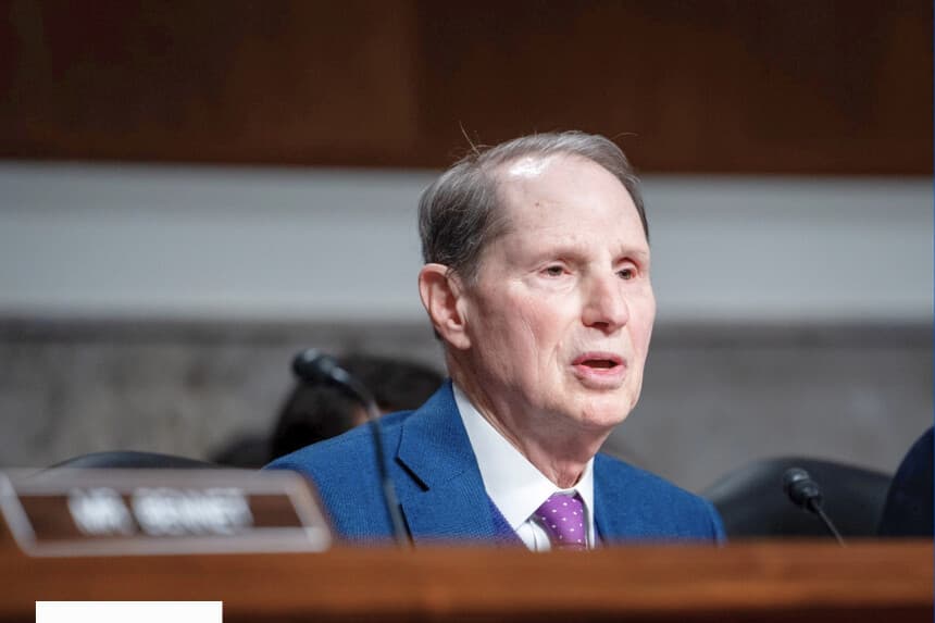 Senador Ron Wyden presenta un proyecto de ley para devolver la autoridad arancelaria al Congreso