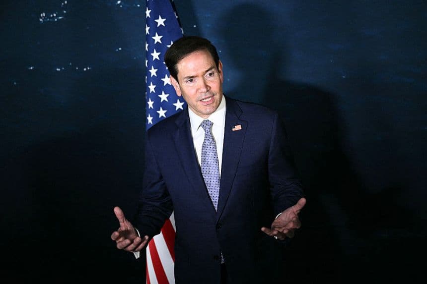 El secretario de Estado de EE. UU., Marco Rubio, habla durante una conferencia de prensa al margen de la reunión de ministros de Relaciones Exteriores de la Asociación de Naciones del Sudeste Asiático (ASEAN) celebrada en Pasay, en el área metropolitana de Manila, el 22 de julio de 2026. (SMIALOWSKI / POOL / AFP vía Getty Images)