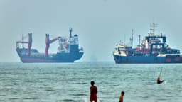 La ONU pide el rescate de miles de marineros varados en el estrecho de Ormuz