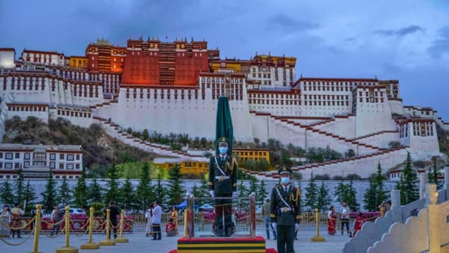 Principal asesor de Xi visita Tíbet para imponer ley de unidad étnica y reforzar control fronterizo
