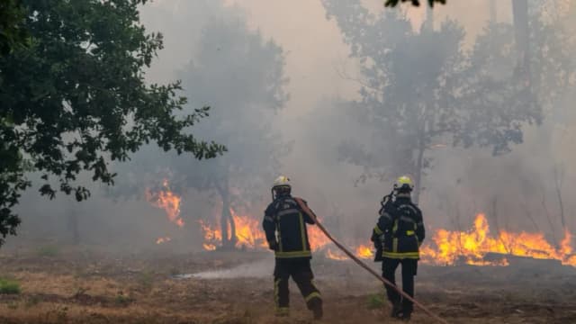 Francia y España luchan contra incendios forestales y 250,000 personas deben abandonar sus hogares