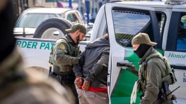 Multan con más de USD 84 mil millones a inmigrantes ilegales que se niegan a salir de EE. UU.