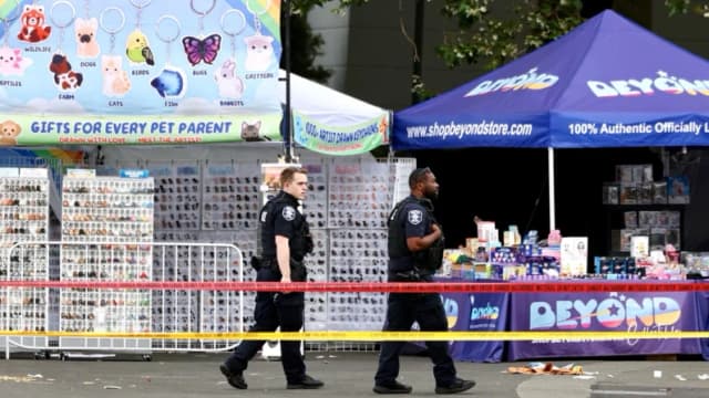 Tres muertos en festival de Seattle; detienen a un sospechoso y continúa la búsqueda de otro
