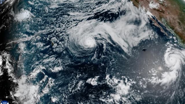 Genevieve se convierte en un gran huracán frente a las costas de México, no amenaza tierra firme