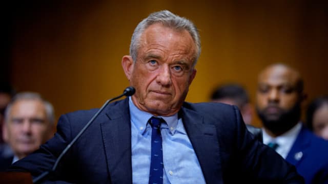 HHS encontró los diarios de Fauci en 11 servidores diferentes, dice RFK Jr.
