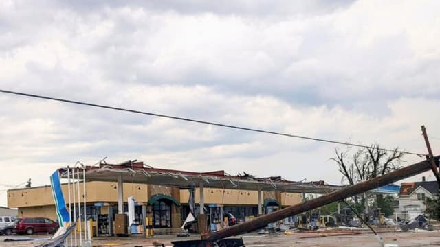 Confirman tornado tras tormenta eléctrica en los estados del lago Michigan