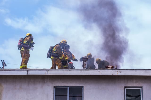 Imagen ilustrativa de una casa incendiada. (Pixabay/
BlossomadventuresLA)