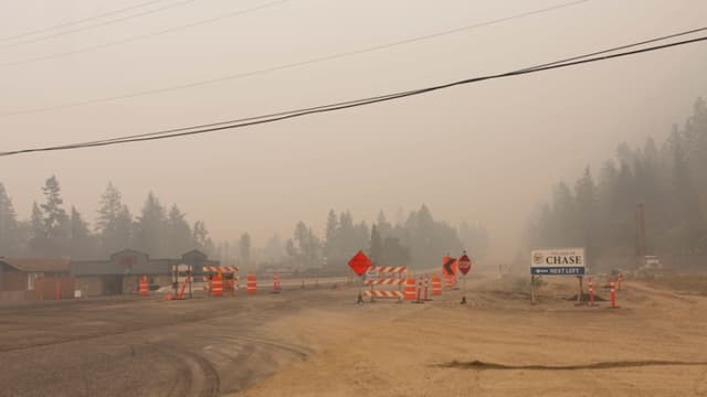 México envía más de 100 brigadistas a Canadá para enfrentar la emergencia forestal