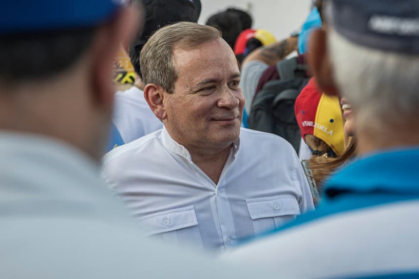 El exdiputado Juan Pablo Guanipa participa en la conmemoración de las elecciones del 28 de julio de 2024 este martes, en Maracaibo, Venezuela. (EFE/Henry Chirinos)