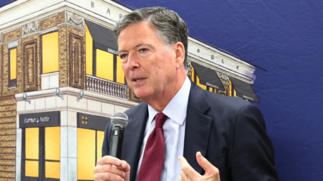 Exdirector del FBI solicita desestimar acusación y señala persecución penal vengativa