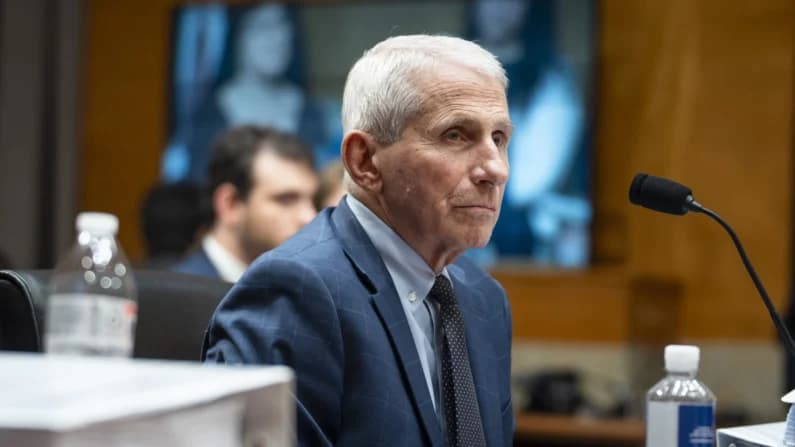 Anthony Fauci invoca la Quinta Enmienda y se niega a responder preguntas