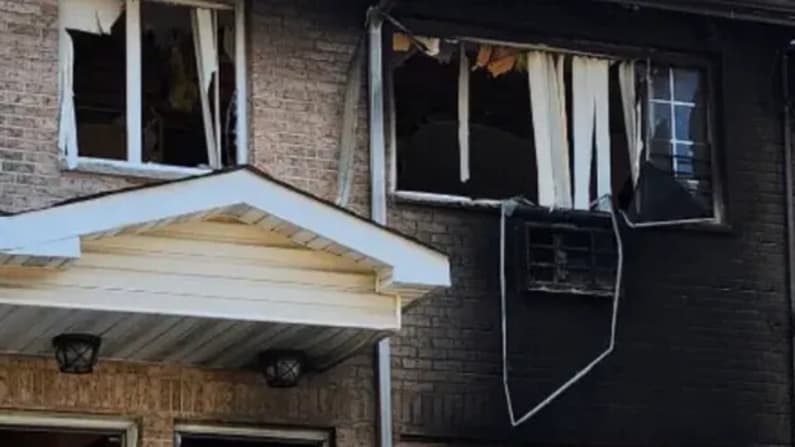 Hombre mata a tiros a su madre y hermana, luego prende fuego al edificio donde vivían