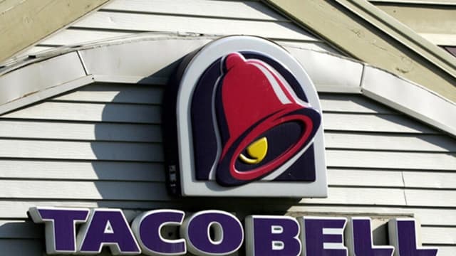 El brote de Cyclospora afecta las ventas de Taco Bell, según su empresa matriz