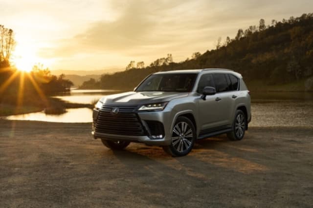 Lexus LX