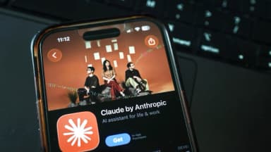 Anthropic dice que su modelo de IA Claude hackeó los sistemas de tres organizaciones durante pruebas de seguridad