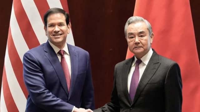 ¿Por qué el máximo diplomático chino evitó el tema de la injerencia electoral con Rubio?
