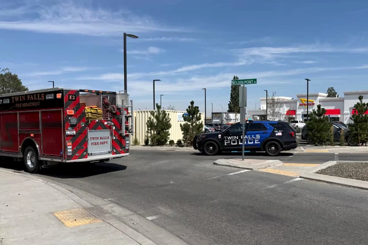 Escena del tiroteo que comenzó en un restaurante In-N-Out Burger en Twin Falls, Idaho, el 1 de agosto de 2026. (KMVT vía AP)