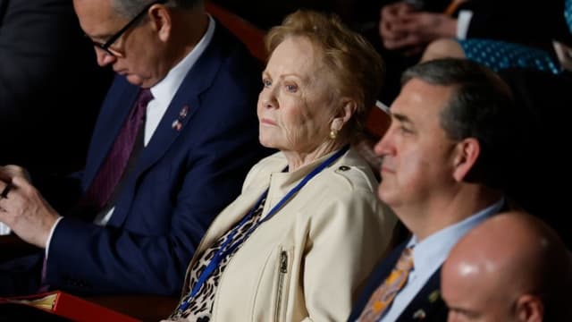 Fallece excongresista a los 83 años, la primera mujer republicana de Texas en ser elegida para la Cámara