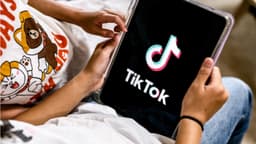 TikTok busca resolver 3 demandas por salud mental de adolescentes en EE. UU.