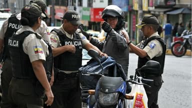 Noboa anuncia el despliegue de 4000 policías y militares en Quito para combatir el crimen