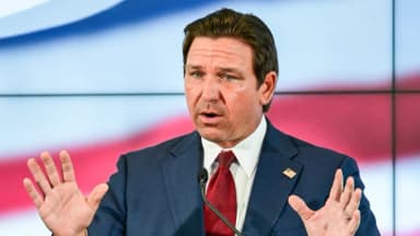 Prohibición de Florida a que menores asistan a shows de drag es constitucional, según la corte