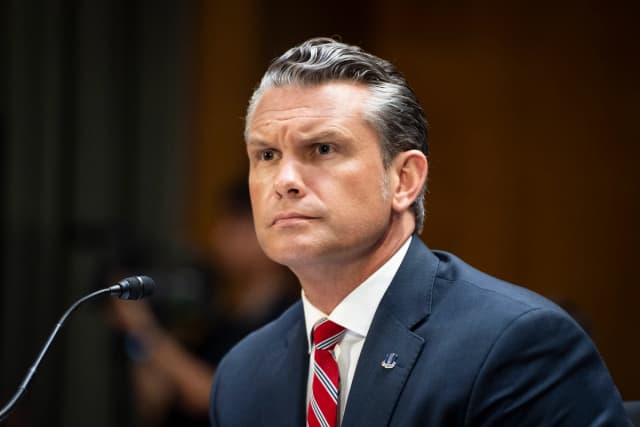 El secretario de Guerra, Pete Hegseth, testifica ante el Comité de Asignaciones del Senado en Washington el 21 de julio de 2026. (Madalina Kilroy/The Epoch Times)
