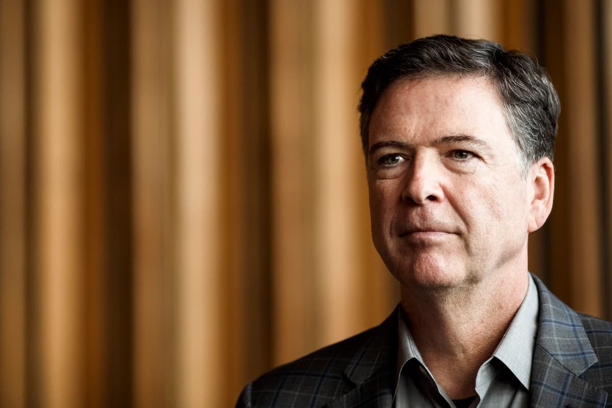 FBI investigó si Trump despidió a Comey siguiendo órdenes de Rusia, revelan documentos