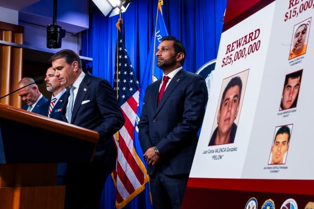 EE. UU. ofrece más de 100 millones de dólares en recompensas por cabecillas de CJNG y restringe visas a personas vinculadas a él. (EFE/EPA/JIM LO SCALZO)