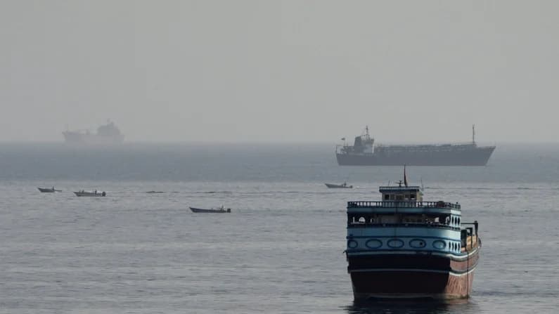 Cierre del estrecho de Ormuz por Irán podría llevar a países costeros obtener mayor control