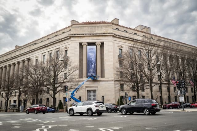 El Departamento de Justicia en Washington, 21 de febrero de 2026. (Madalina Kilroy/The Epoch Times).