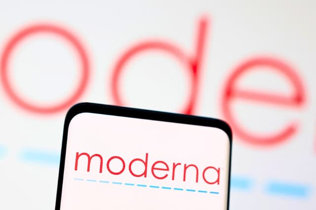 El logotipo de Moderna, en esta ilustración tomada el 3 de mayo de 2022. (Dado Ruvic/Reuters).