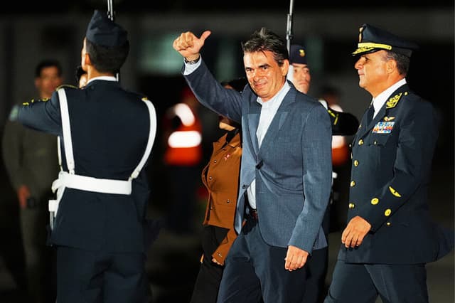 El presidente de Bolivia, Rodrigo Paz, antes de la toma de posesión de Keiko Fujimori, el 27 de julio de 2026, en Callao, Perú. (Raúl Sifuentes/Getty Images)