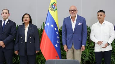 Gremio periodístico alerta por presión contra reportero que daba cobertura al diálogo