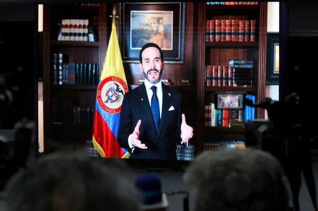 El presidente electo de Colombia, Abelardo de la Espriella, habla en una trasmisión este 6 de agosto de 2026, en Cali, Colombia. (EFE/ Mauricio Dueñas Castañeda)