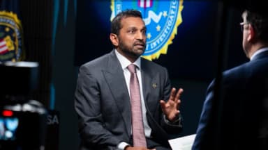 El FBI colabora con el DHS y la ODNI en materia de integridad electoral: director del FBI