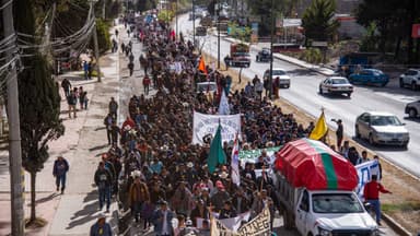 Más de 5000 indígenas salen a las calles del sur de México en defensa de sus territorios