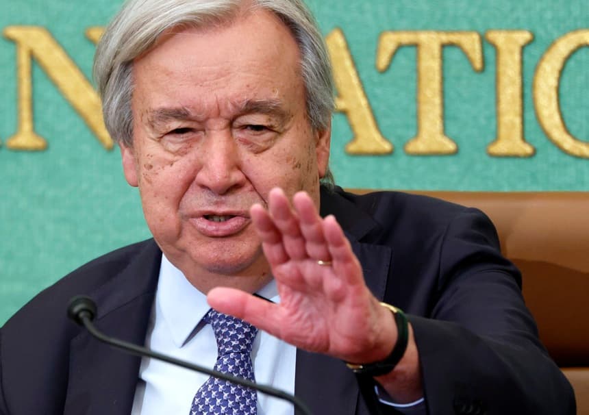 Fotografía de archivo en la que se captó al secretario general de las Naciones Unidas, Antonio Guterres, durante una conferencia de prensa, en Tokio, Japón. (EFE/Franck Robichon)