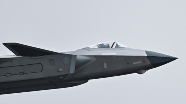 A la manera de China, o nada: una mirada a cómo Beijing incorpora nuevos aviones furtivos