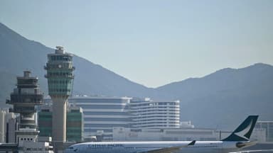 Hong Kong refuerza controles a pasajeros chinos que viajan a EE. UU. ante nueva prohibición del PCCh